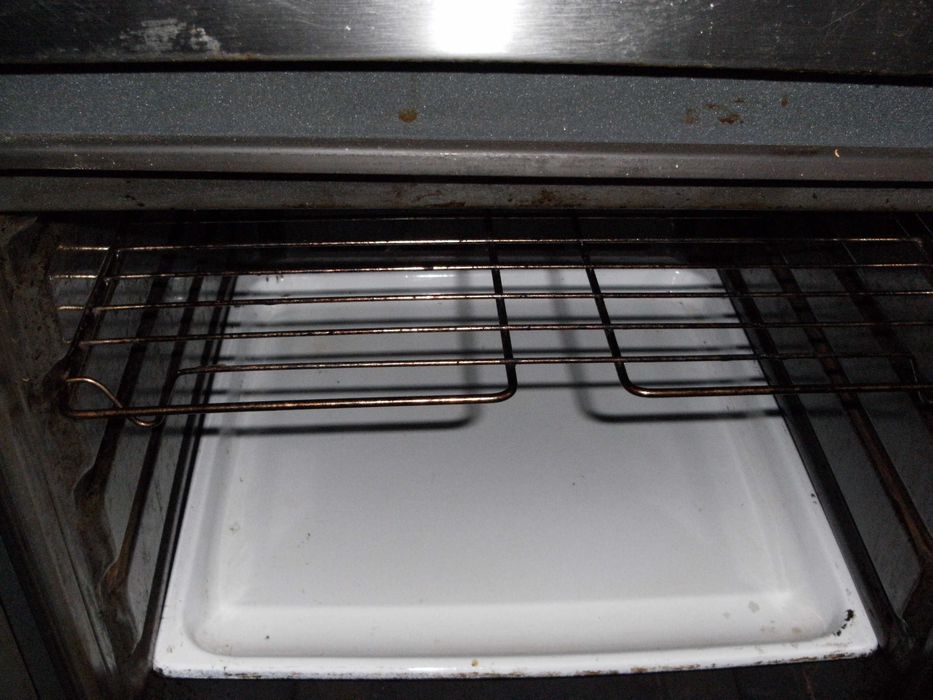 Kuchenka gazowo elektryczna- srebrna używana