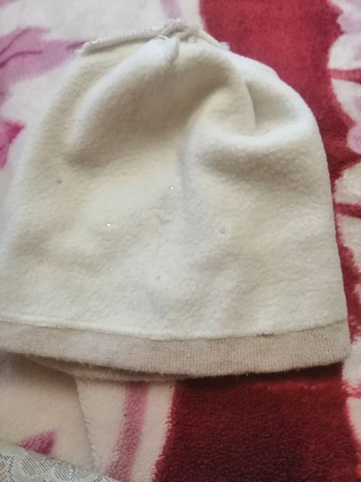 Шапка і хомут...