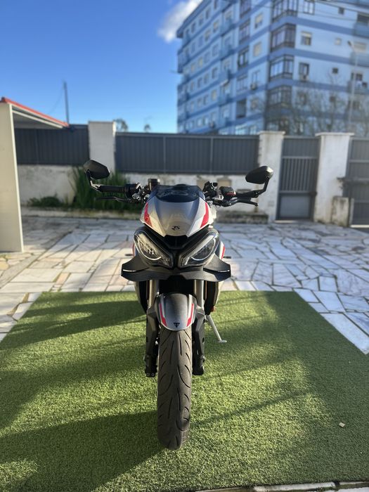 Triumph street triple 765 rs