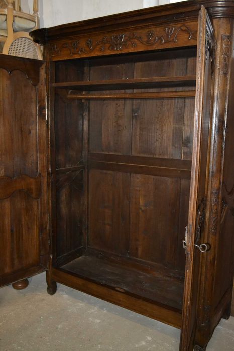 szafa francuska dla konesera