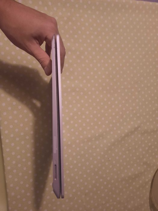 Surface Laptop - ESTRAGADO  (não liga)