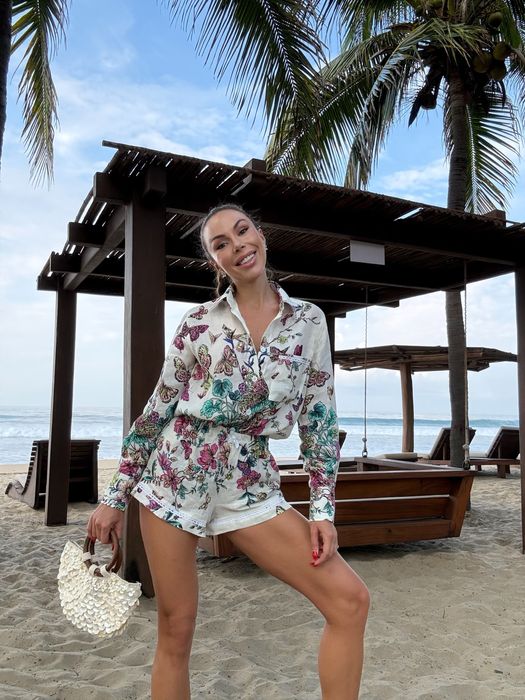 Продам літній костюм з італійського льону !! New