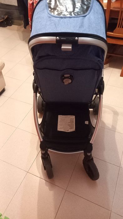 Carro de bebê giordani