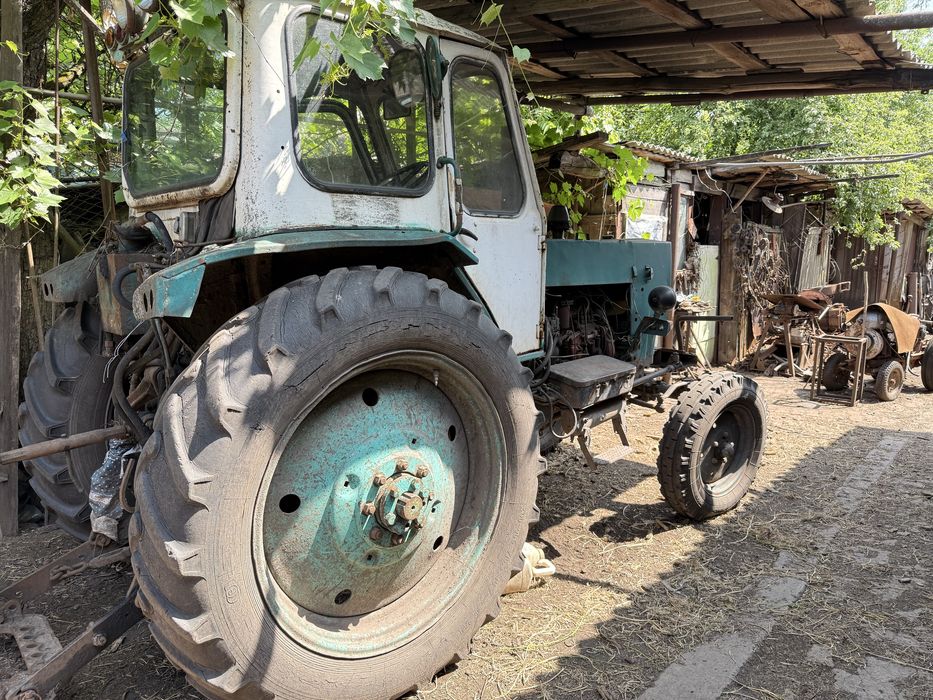 Трактор ЮМЗ-6, 76 року, прицеп 2птс4, плуг, культіватор