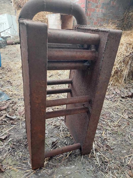 Котел  твердотопливный