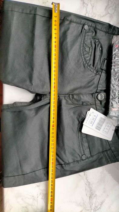 Джинси Bershka нові