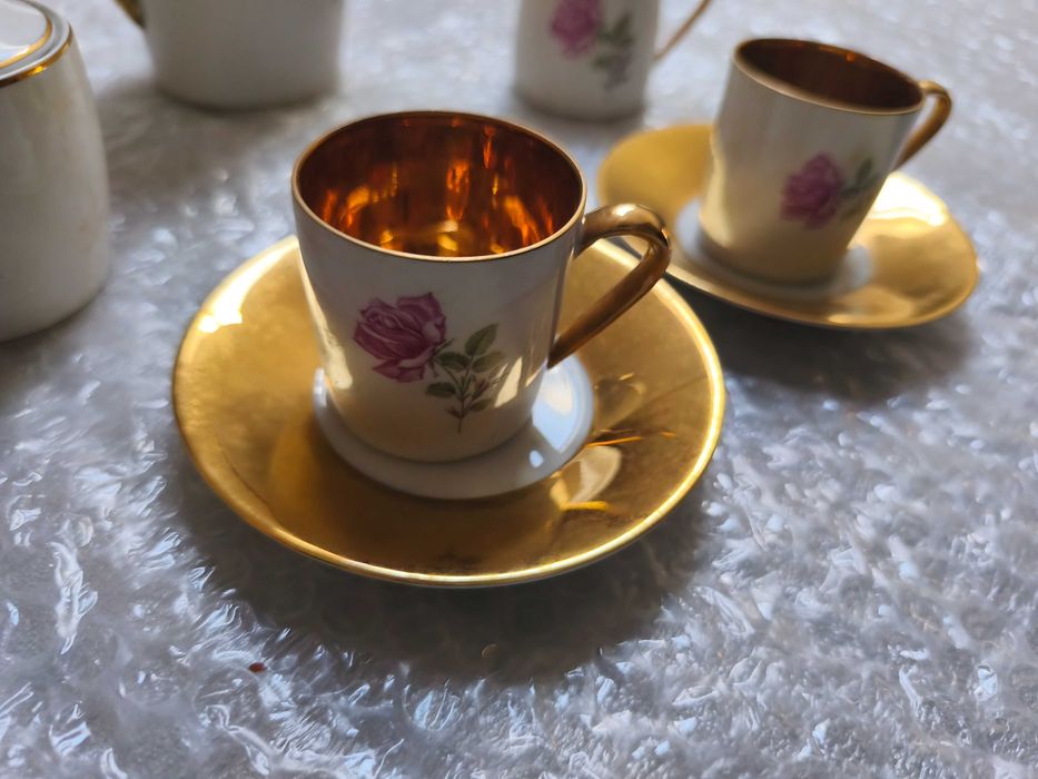 Conjunto lindo de café, com 6 peças ± 3