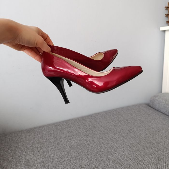 Buty na obcasie szpilki czerwone bordowe