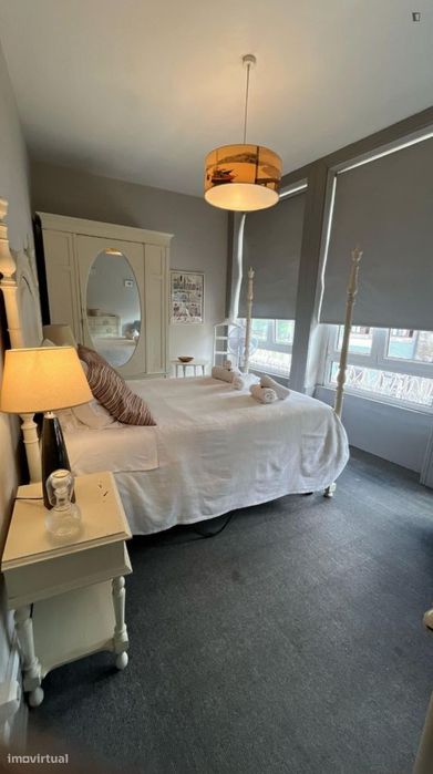 Quarto - localizado em Cedofeita Porto
