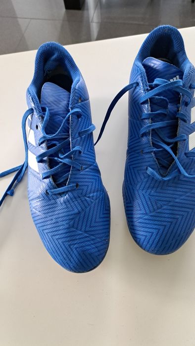Buty pilkarskie korku Adidas  rozmiar 42 2/3