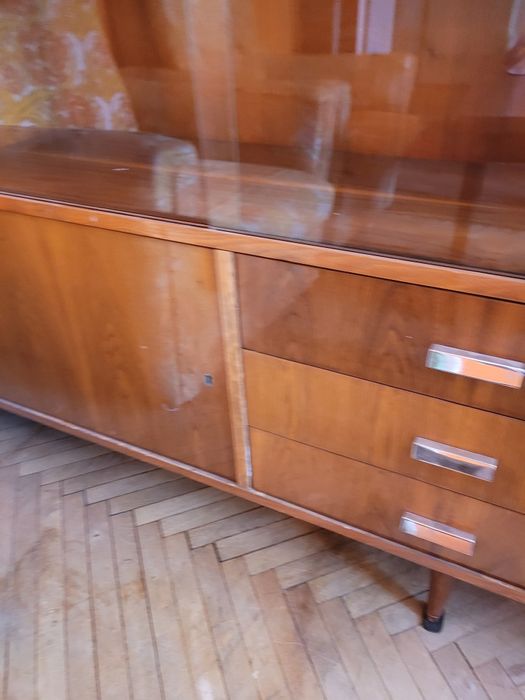 Witryna PRL lakierowana