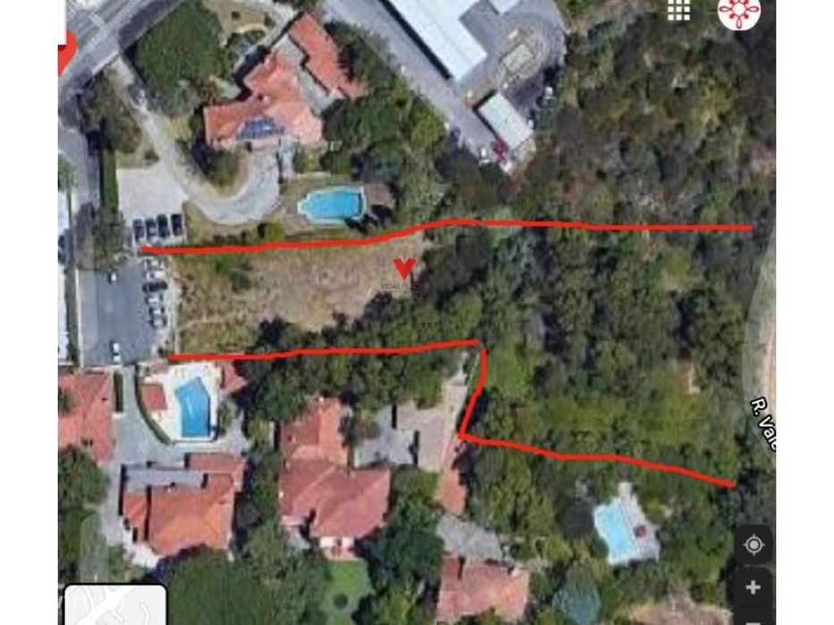 Terreno com Projecto Aprovado no Estoril