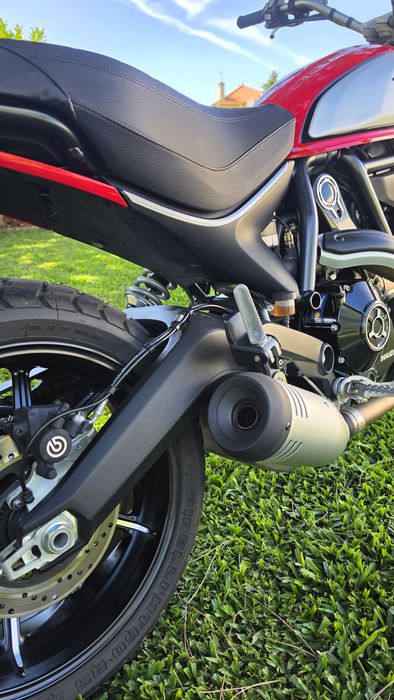 Ducati scrambler icon 800