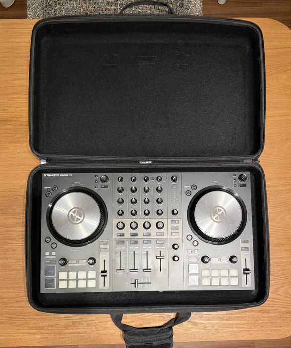 Traktor S3 + mala UDG