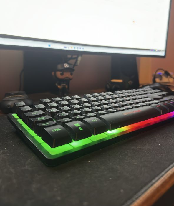 Teclado Gaming trust gxt833 Thado TKL (Membrana - Português - Preto)