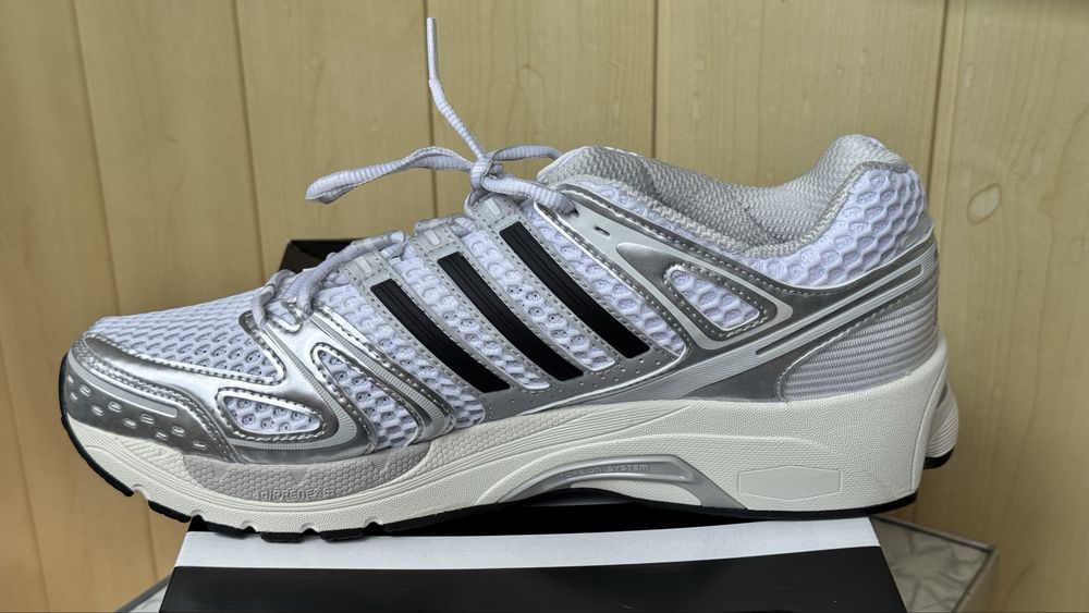 Нові кросівки Adidas Adistar Control 5 (розмір 45 1/3 ) ОРИГІНАЛ!