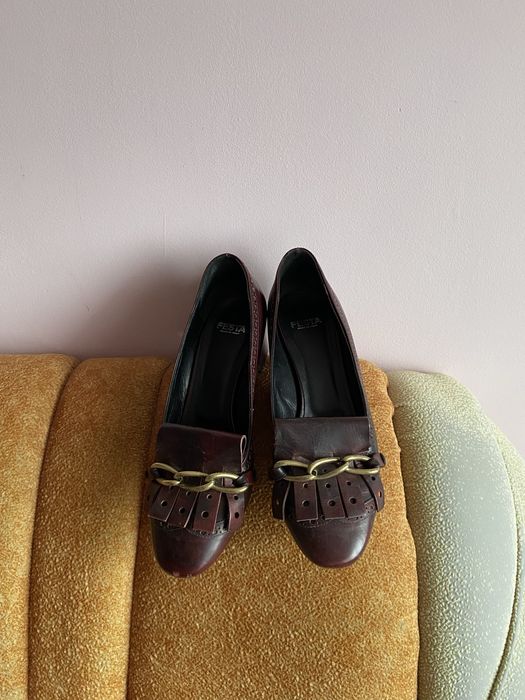 Гарні імпортні туфлі