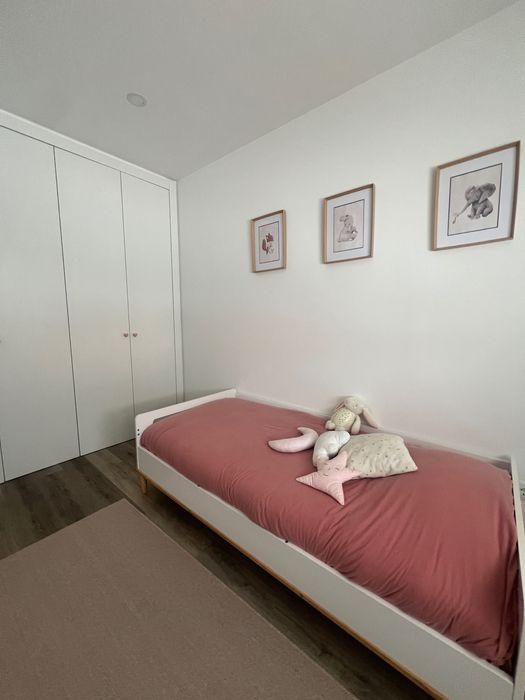 Vendo cama solteiro/ criança