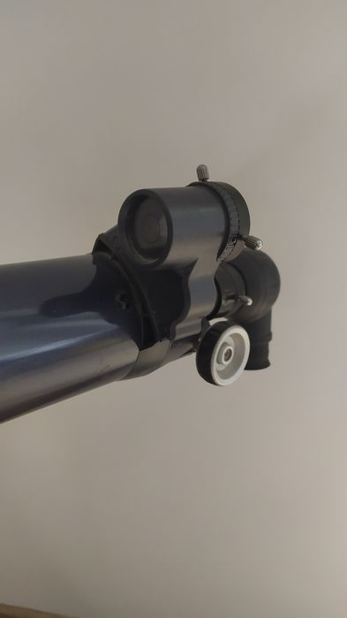 Teleskop Celestron AstroMaster 70EQ