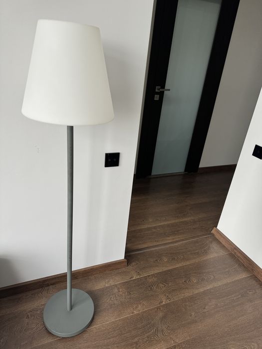 Lampa stojąca podłogowa ledowa
