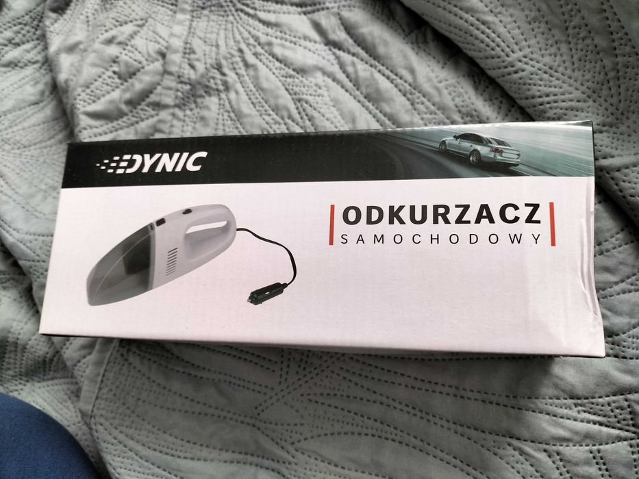 Odkurzacz samochodowy Dynic.
