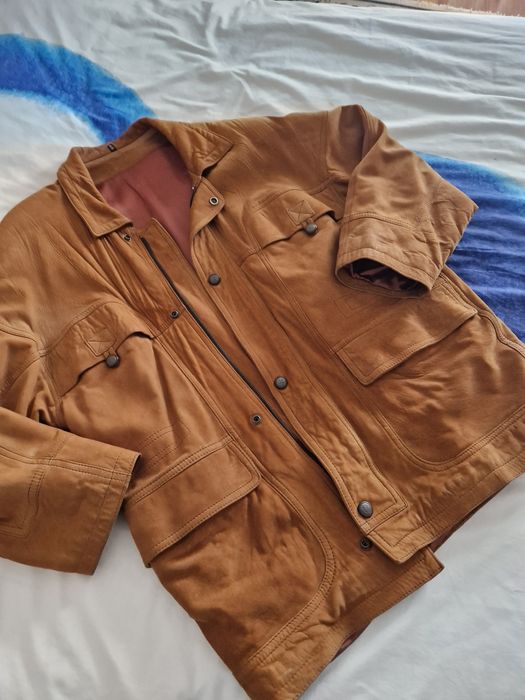 Casaco em pele tam. L