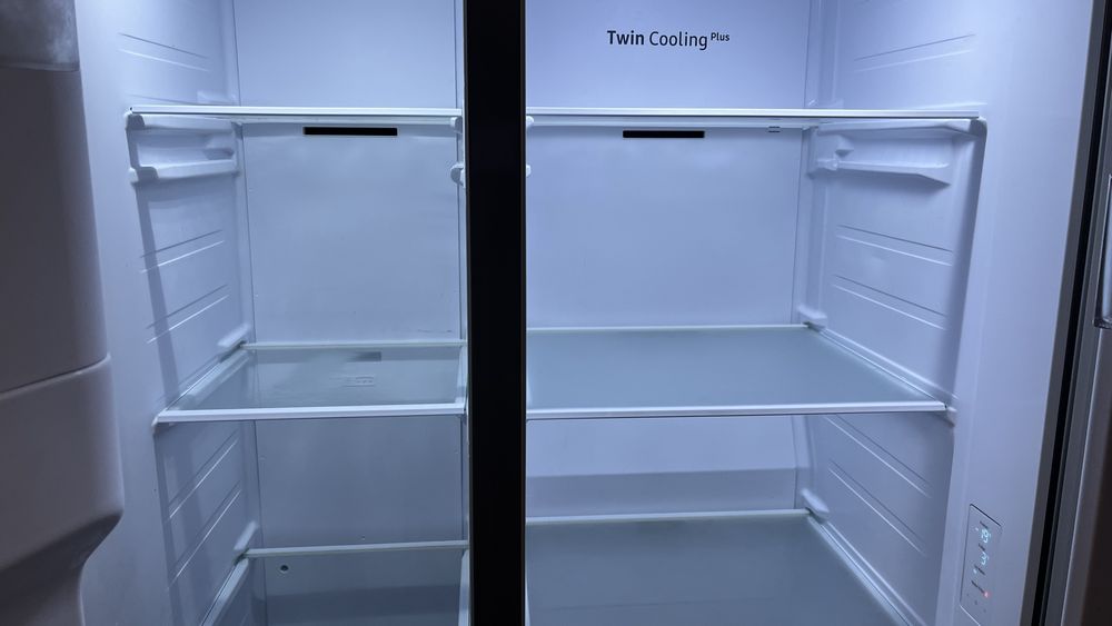 Samsung RS67A8810S9 Side by Side 634L No Frost Kostkarka Dyspenser Twin Cooling