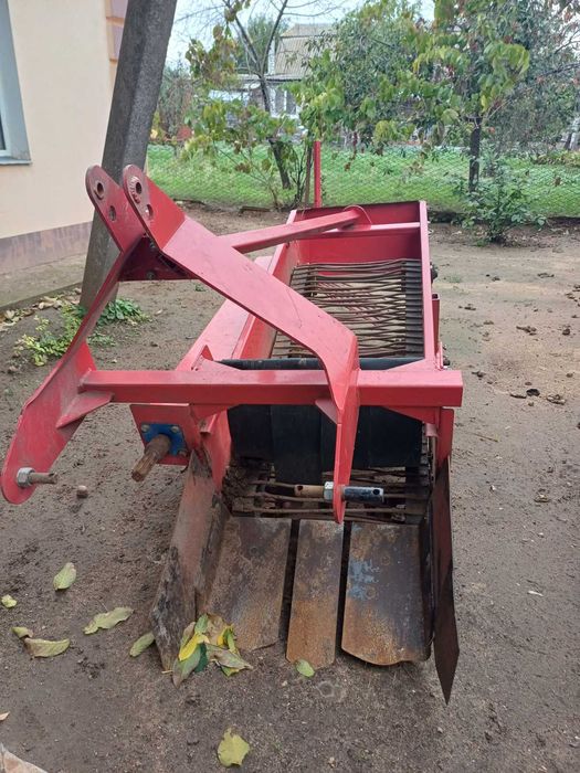 Продам картоплекопалку WIRAX