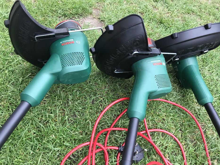 Тример EasyGrassCut 26 Bosch,280 Ват, з Англії