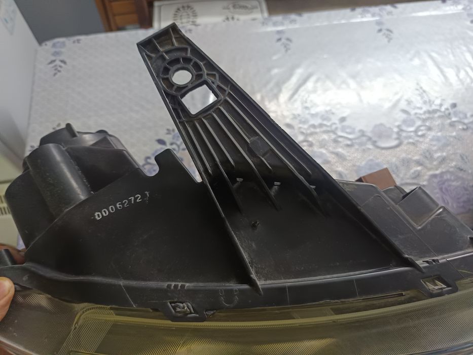 Продаються фари гранд чироки wk2 2013 - 2016 року