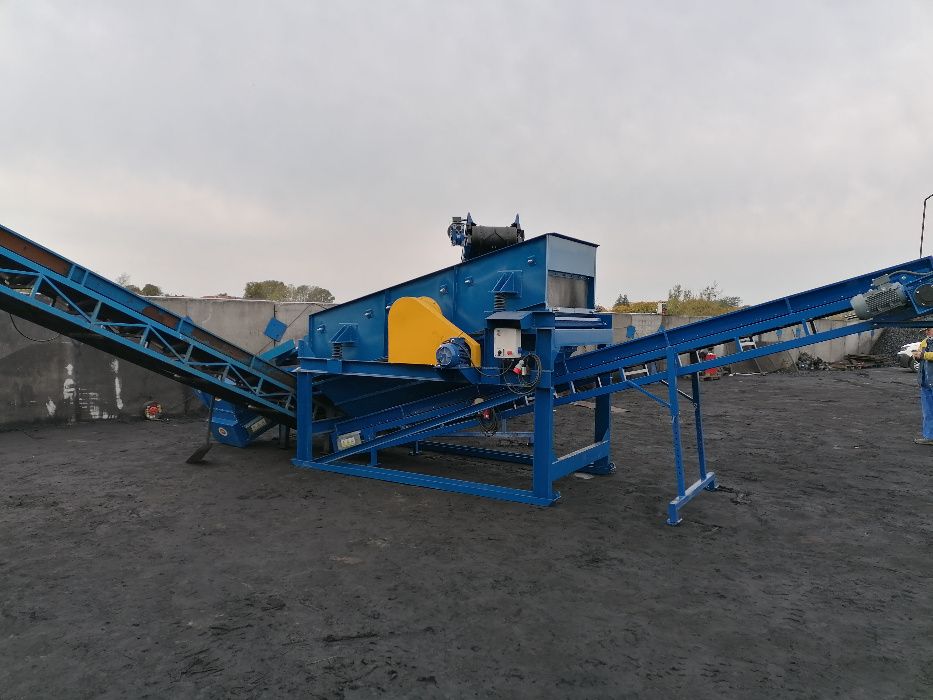 Przesiewacz wibracyjny PWK 1230-2 do żwiru, węgla, ziemi, recyklingu.