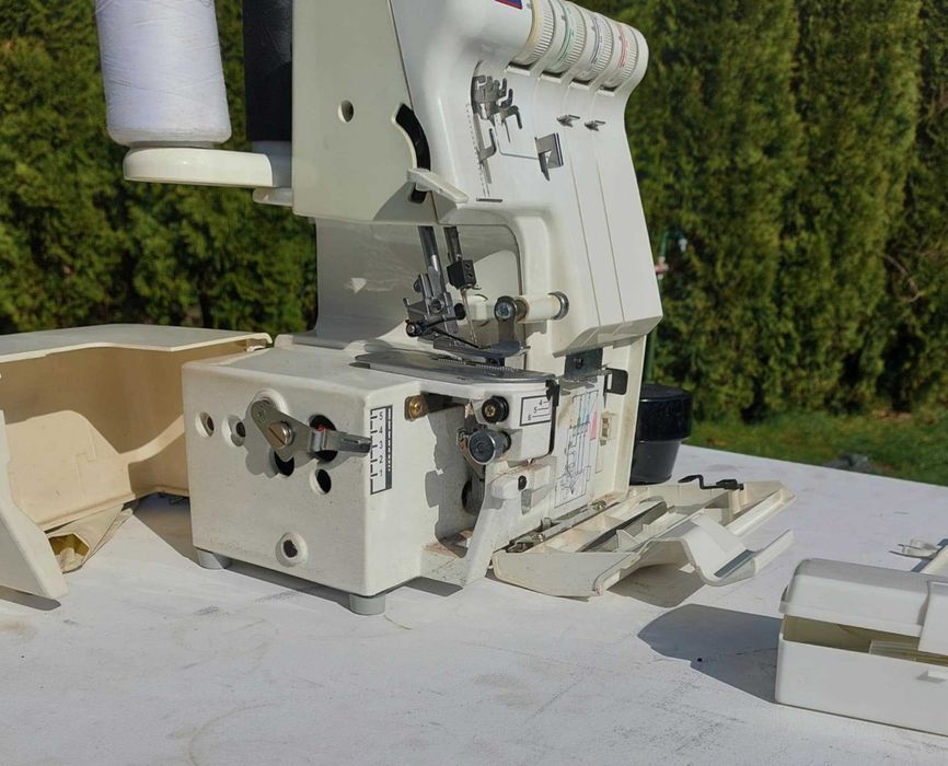 Overlok, Huskylock 901