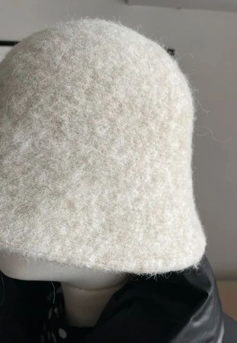 Bucket welniany biało beżowy melanż kapelusz
