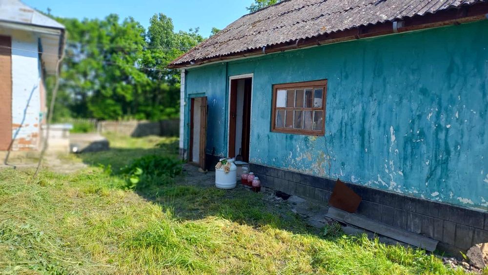 Продаж будинку у тихому місці