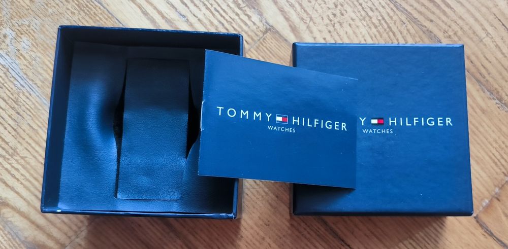 Pudełko od zegarka Tommy Hilfiger