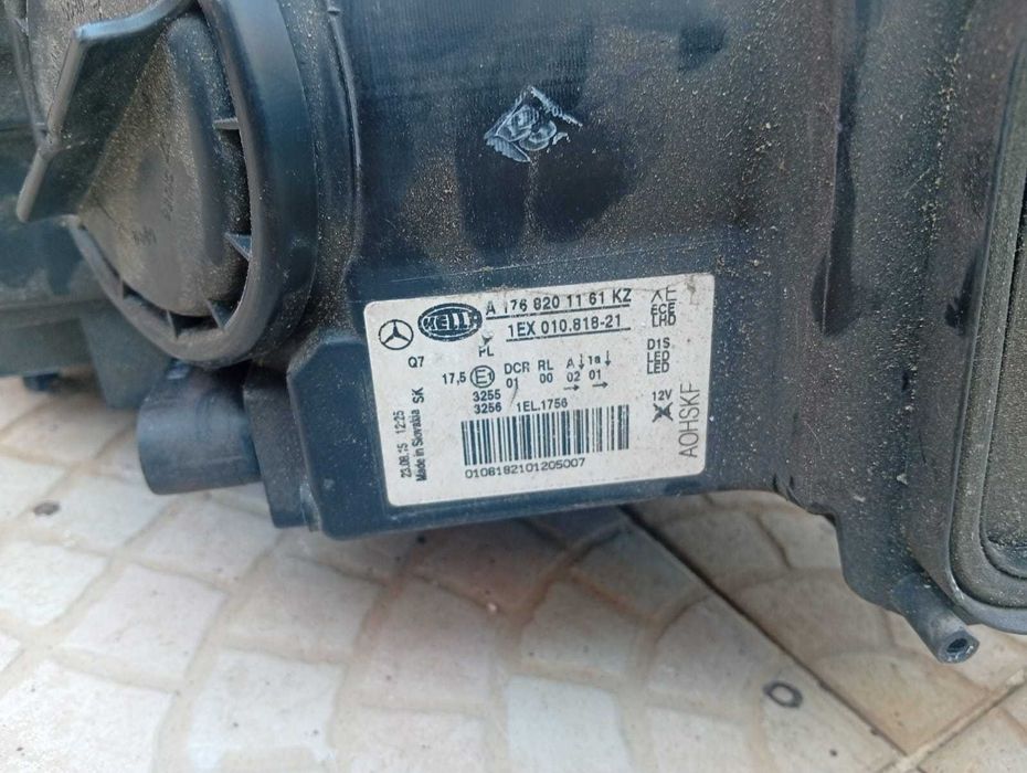 farol mercedes  w176 esquerdo