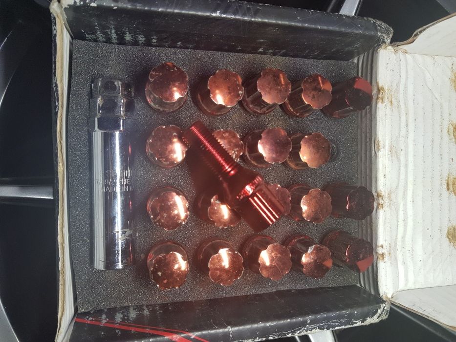 Pernos conicos Japan Racing