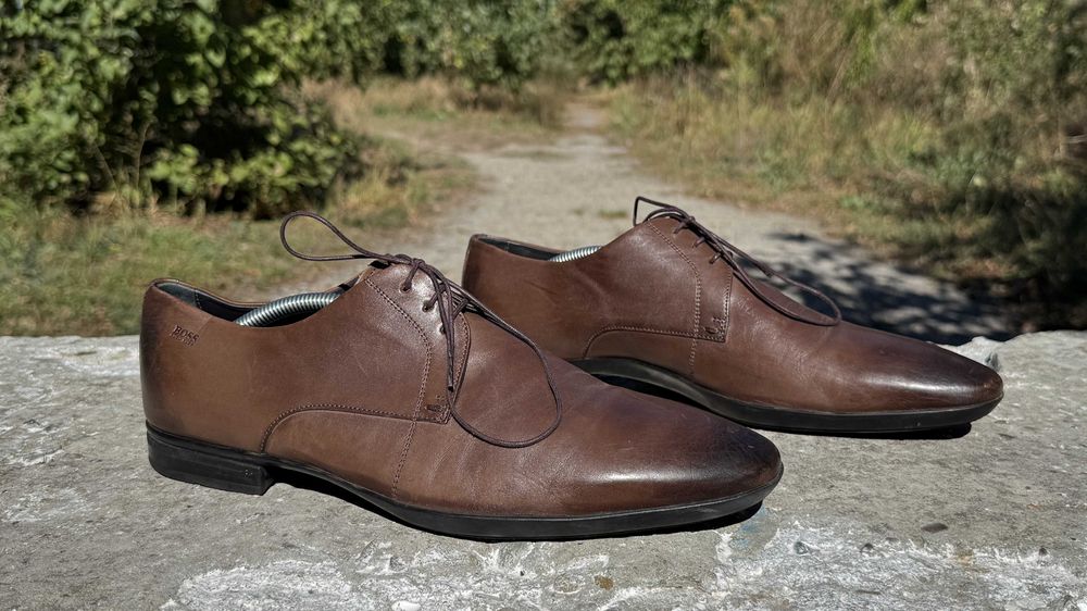 Стильні, шкіряні, чоловічі туфлі Hugo Boss