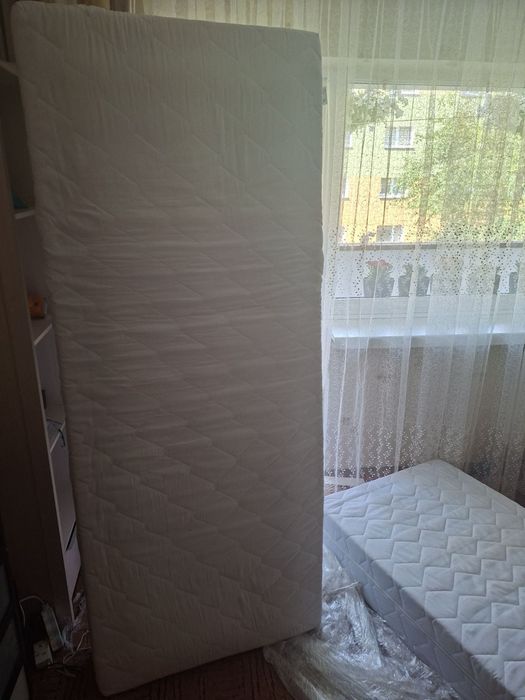 Materac 80x200x24 sprężynny