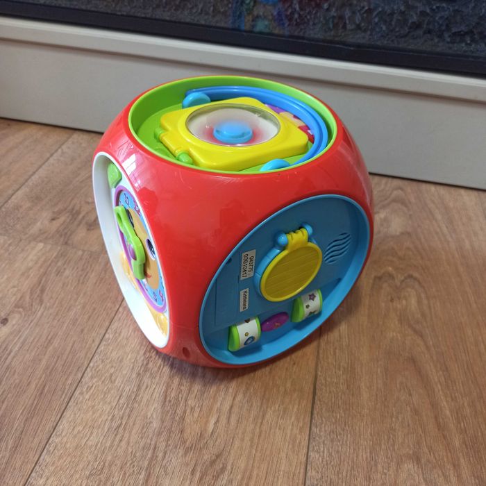 Піратський корабель, ковчег, трактор