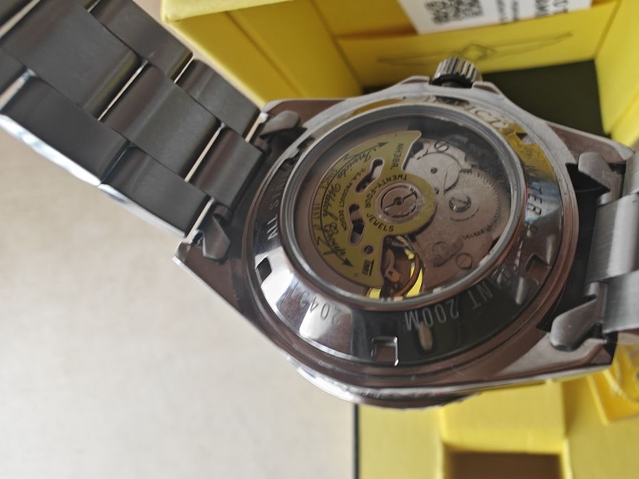 Sprzedam ciekawy zegarek Invicta  Pro Driver  mod 20434.  Stan BDB.