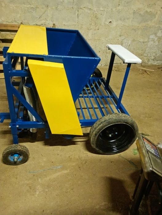 Sadzarka do cebuli dymki czosnku bobu