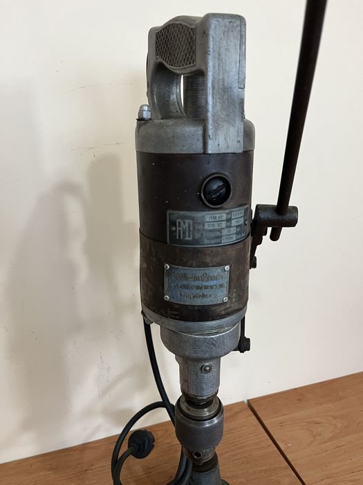 Stojak,statyw z oryginalną wiertarką