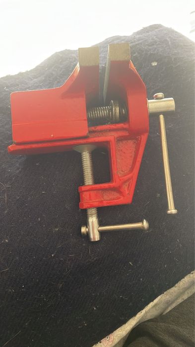 Vende se torno  de bancada