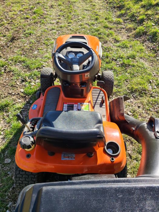 Husqvarna YT42CS (116cm) 22 HP (kosiarka,traktorek)