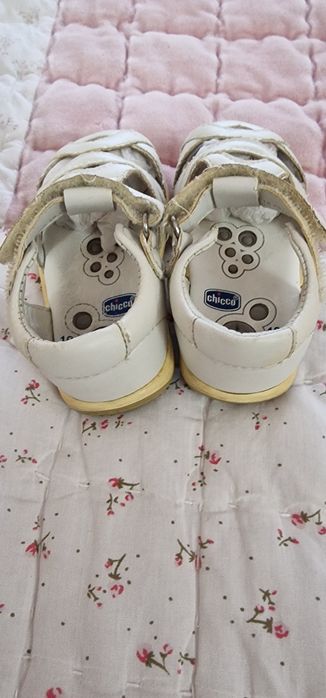 Sapatinho menina Chicco