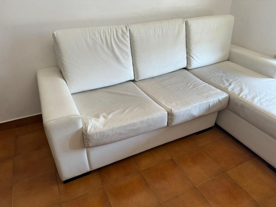 Sofá-cama com arrumação e chaise longue- Napa branca