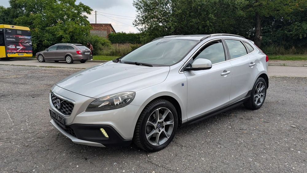 Volvo V40 Cross Country 1,6d 6biegów *Bez rdzy* Śliczny! Skóry! Ocean Race! Po opłatach