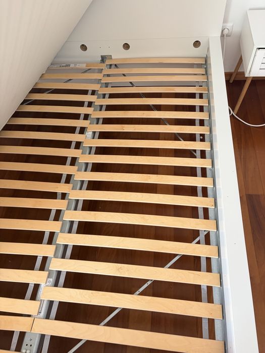 Cama e estrado casal ikea