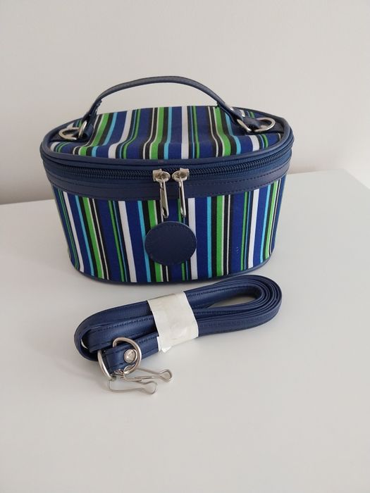 Kuferk kosmetyczka w paski